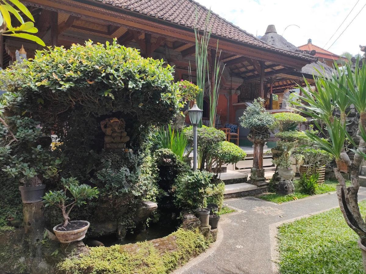 Dika Accommodation Ubud Exterior photo